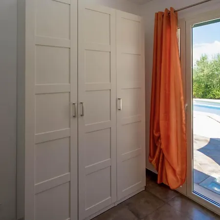 Villa Francesca - *